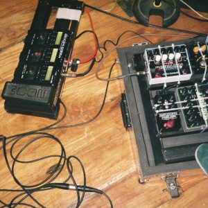 guitar effects and bass effects in the studio